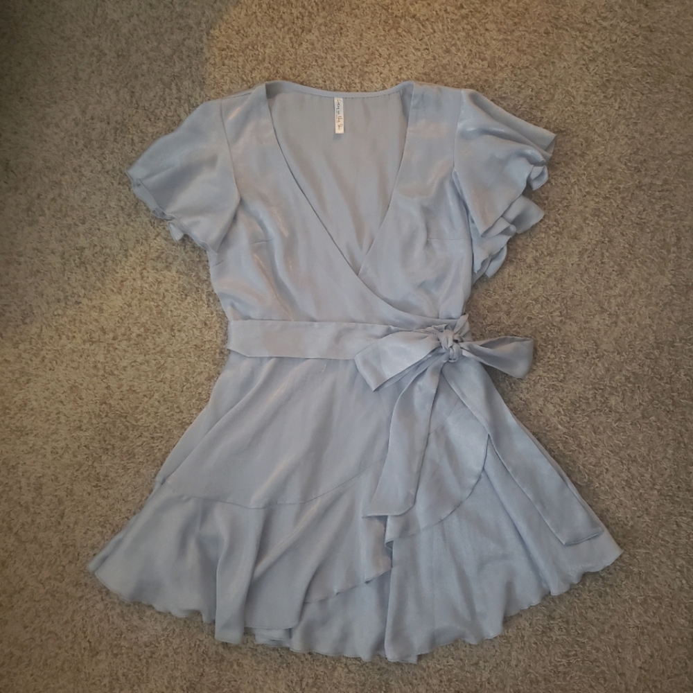 NWOT Lucy in the Sky Wrap Dress